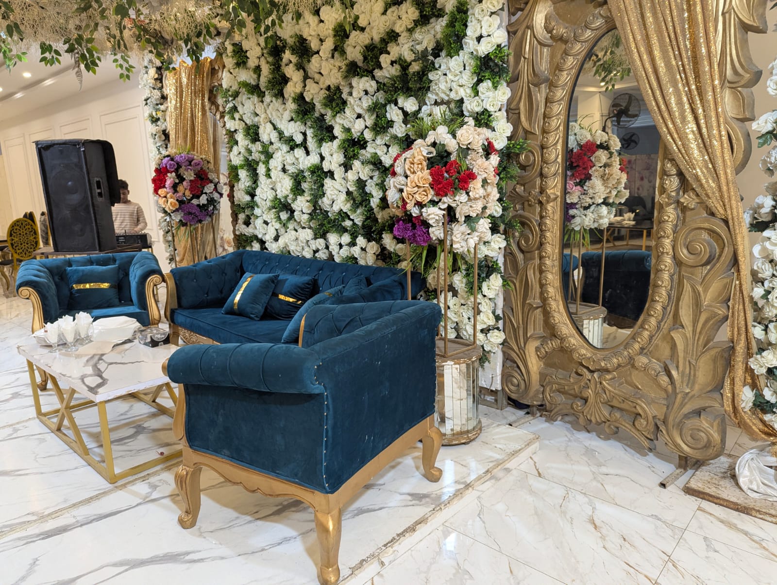 Flower wall and mirror